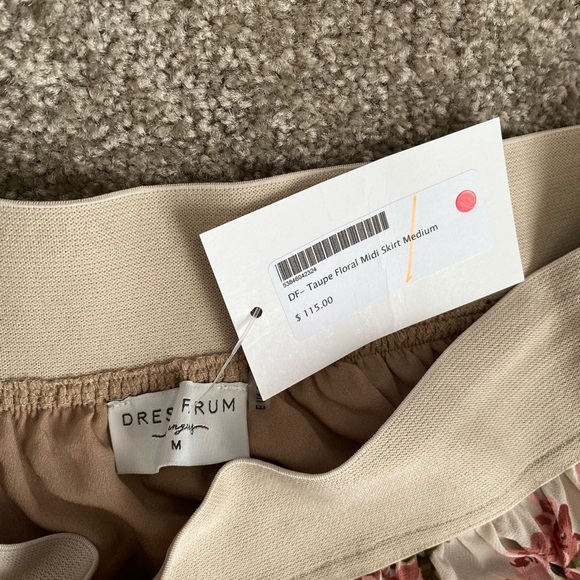 NWT Dress Forum floral midi skirt - Picture 3 of 3